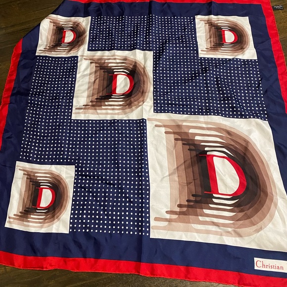 Authentic Vintage Christian Dior scarf - Picture 6 of 8